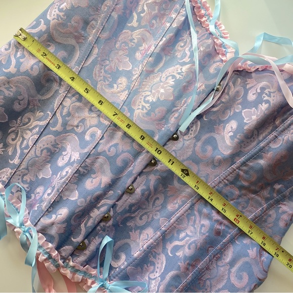 Pink and blue corset with ruffles and bows - Picture 4 of 6